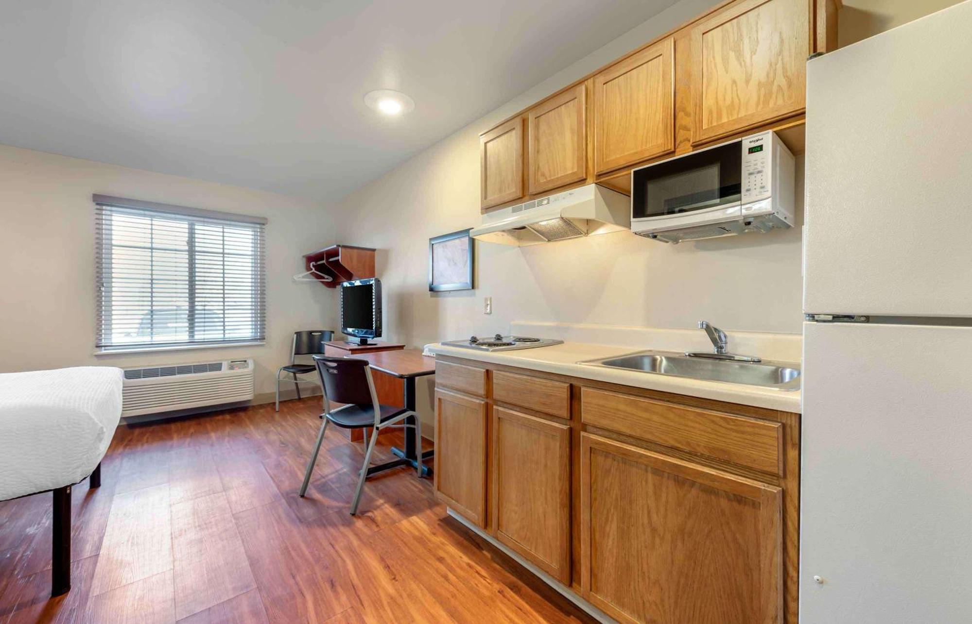 Extended Stay America Select Suites - Colorado Springs - Airport Exterior foto