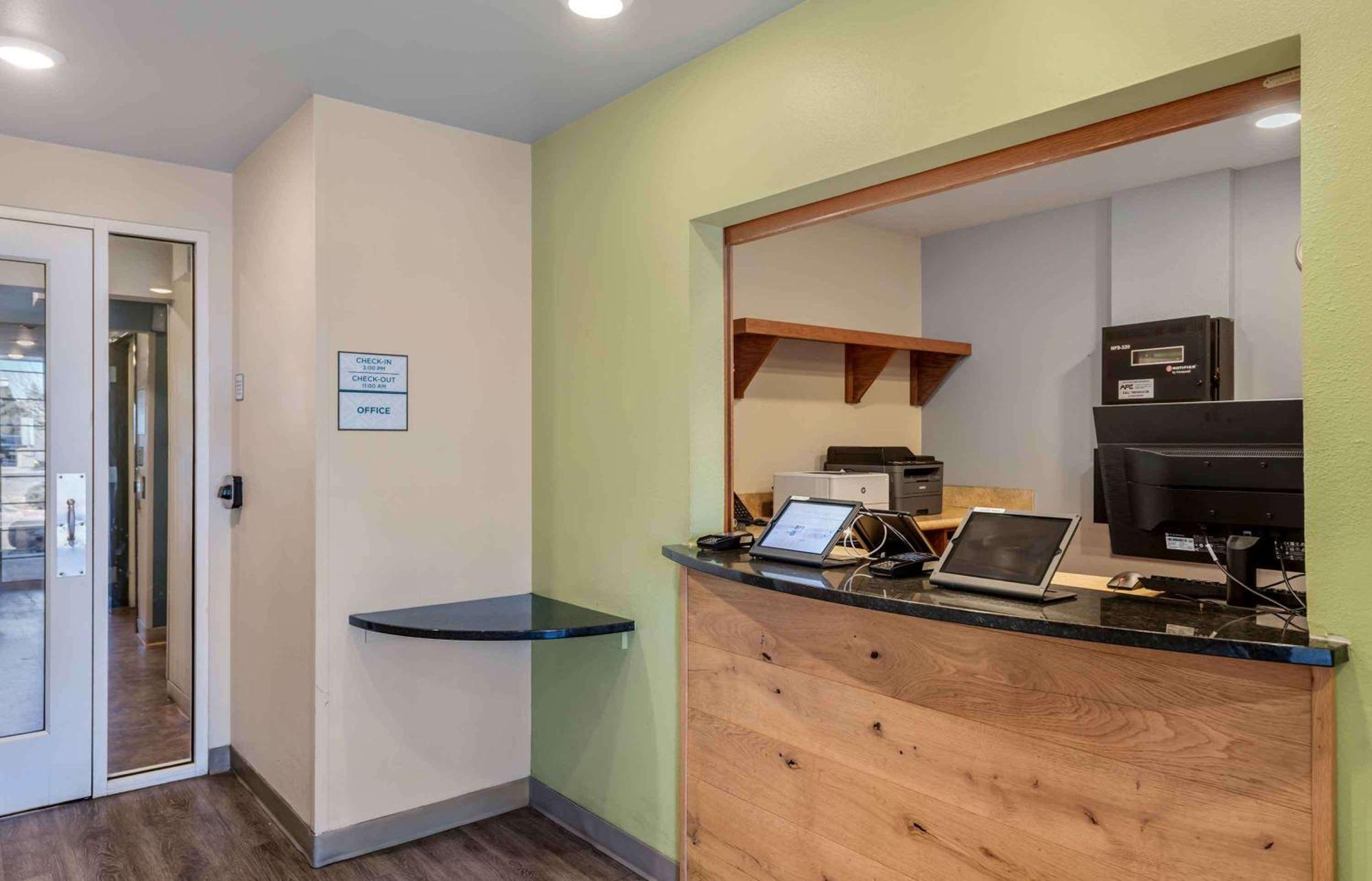 Extended Stay America Select Suites - Colorado Springs - Airport Exterior foto